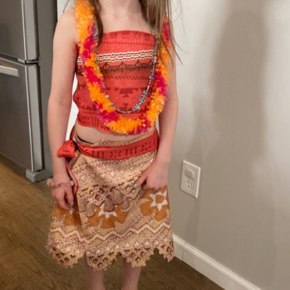 💗$25 FILL A BOX:Girls items 5lbs Dressed, jeans, Shorts, tees, shoes, 5 6/6X, 7 - Picture 5 of 8